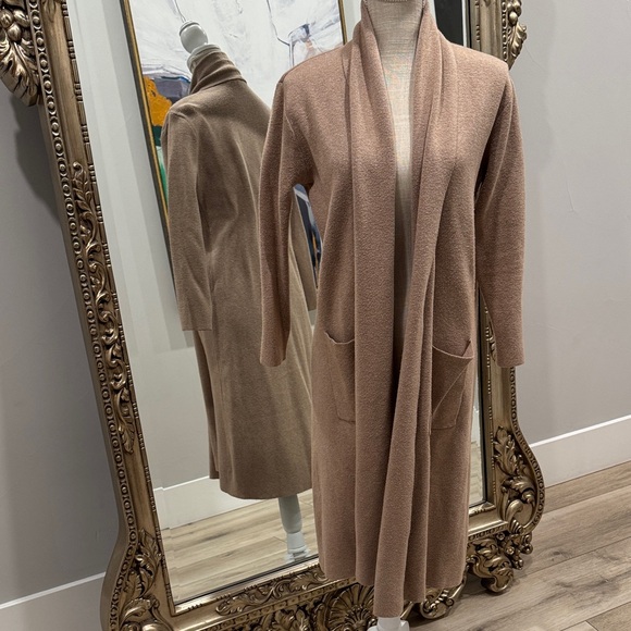 Max Sport Jackets & Blazers - Elegant Tan Women's Cape Coat